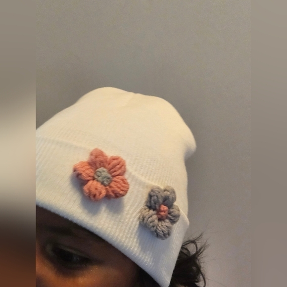 Hand Crafted Upcycled white beanie  hand Crochet pink gray flowers winter hat 8" - Picture 8 of 17